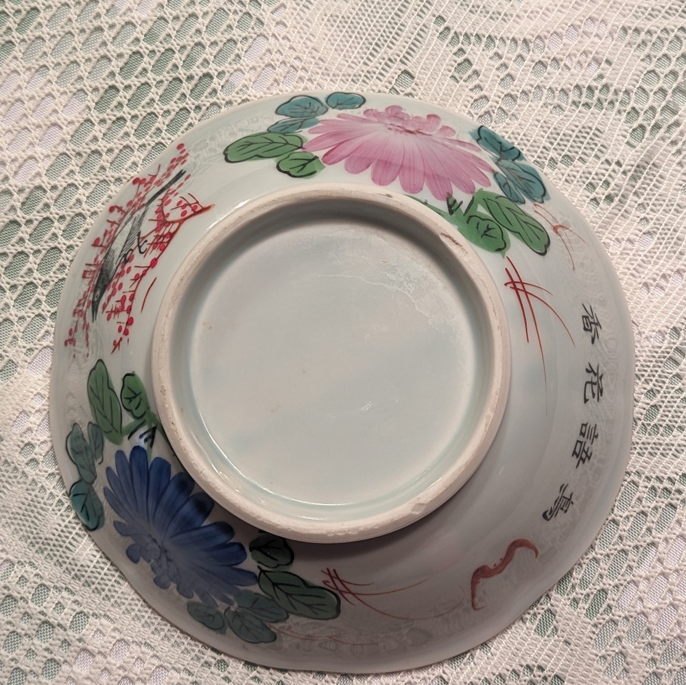 Vintage Chinese hand painted famille rose porcelain bowl